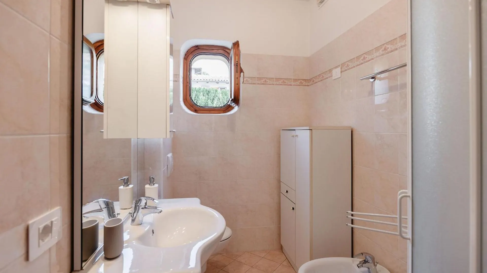 Villa Sanziana Menaggio 0*,  Italy