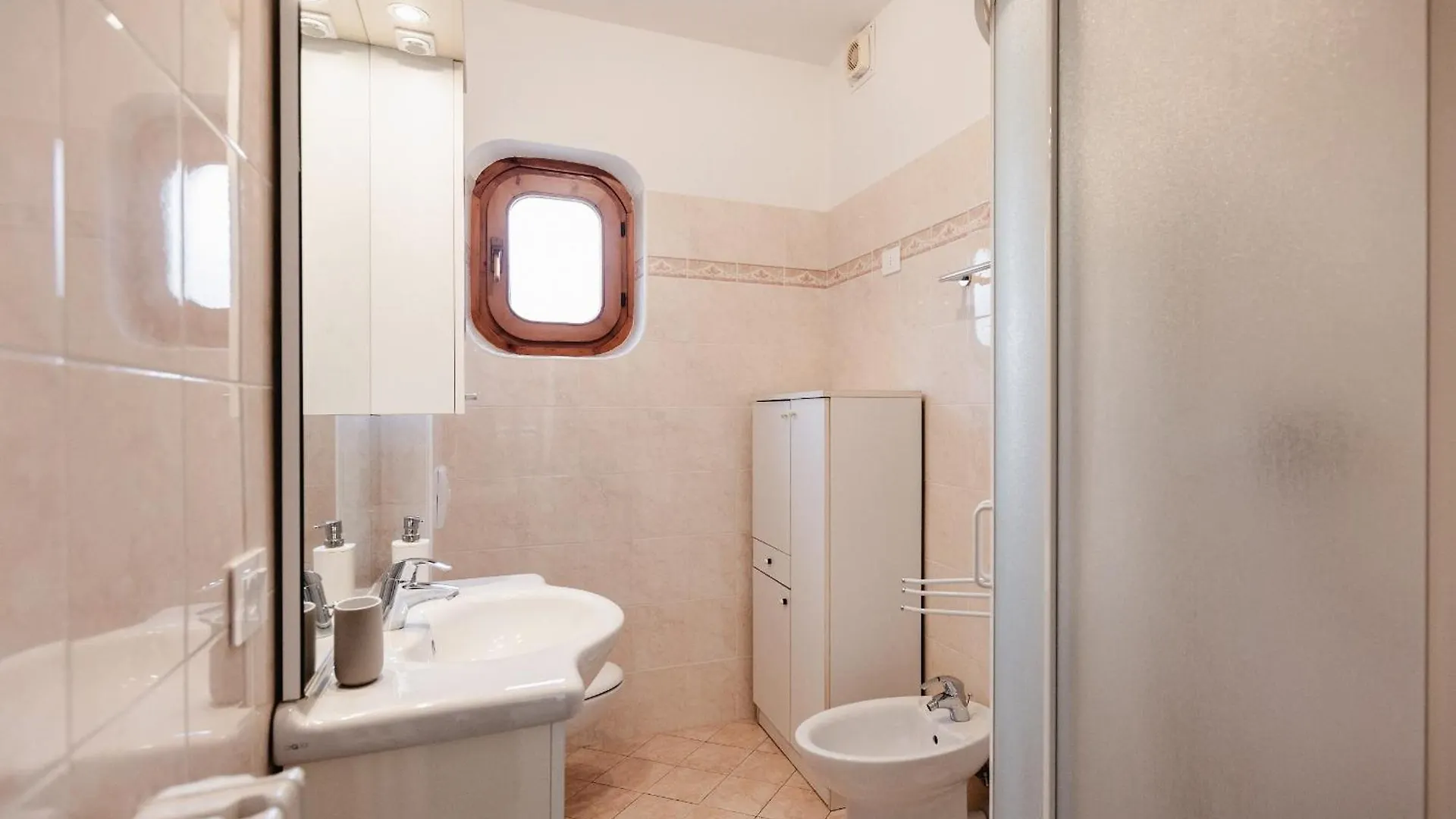Villa Sanziana Menaggio 0*,